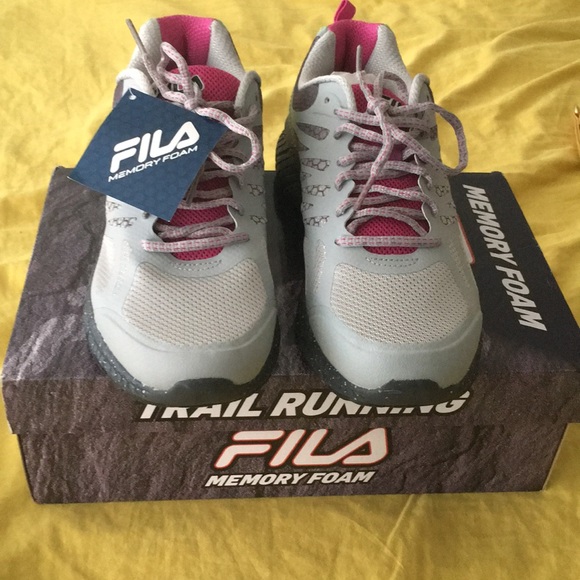 fila memory foam sneakers